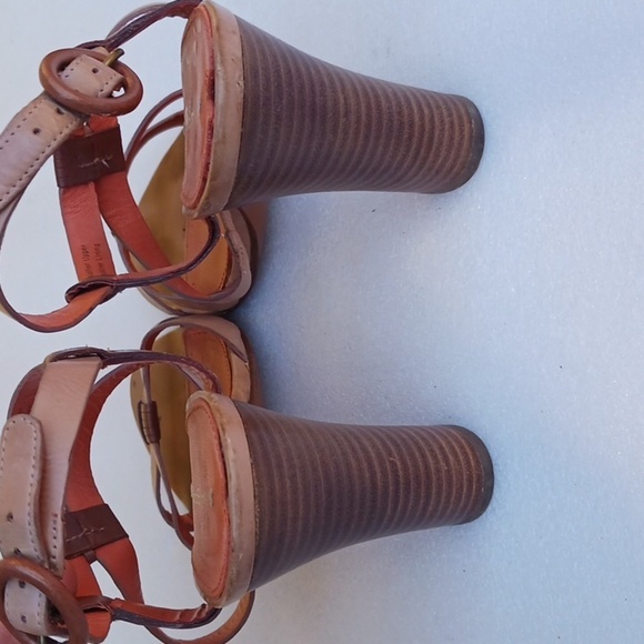 VIA SPIGA Elegant Brown Strappy Heels - Picture 4 of 5